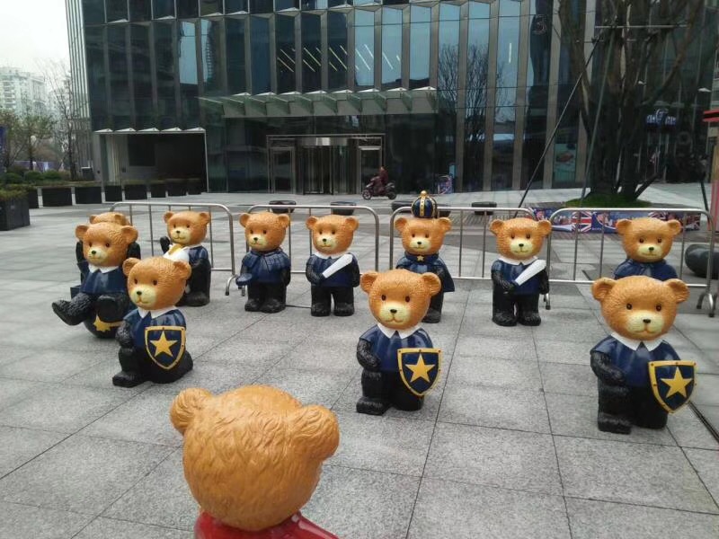 杭州绿地缤纷城泰迪熊雕塑